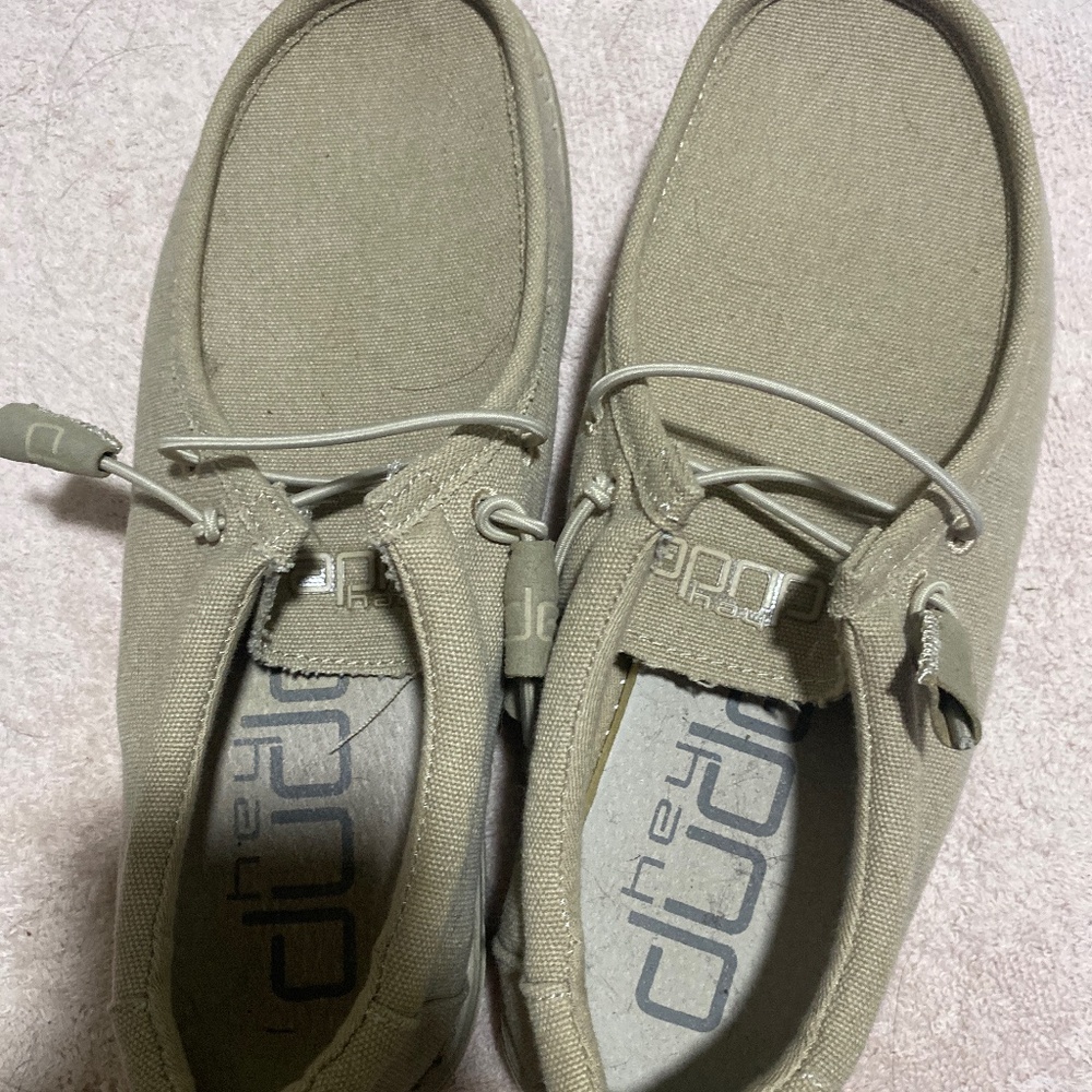 Hey dude shoes